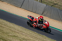 brands-hatch-photographs;brands-no-limits-trackday;cadwell-trackday-photographs;enduro-digital-images;event-digital-images;eventdigitalimages;no-limits-trackdays;peter-wileman-photography;racing-digital-images;trackday-digital-images;trackday-photos